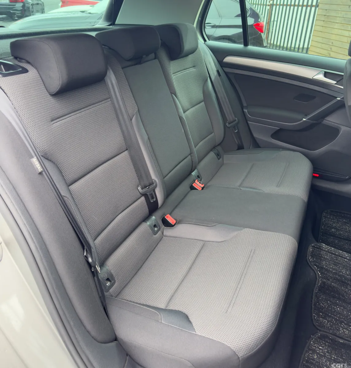 Volkswagen Golf Hatchback, Petrol, 2017, Grey