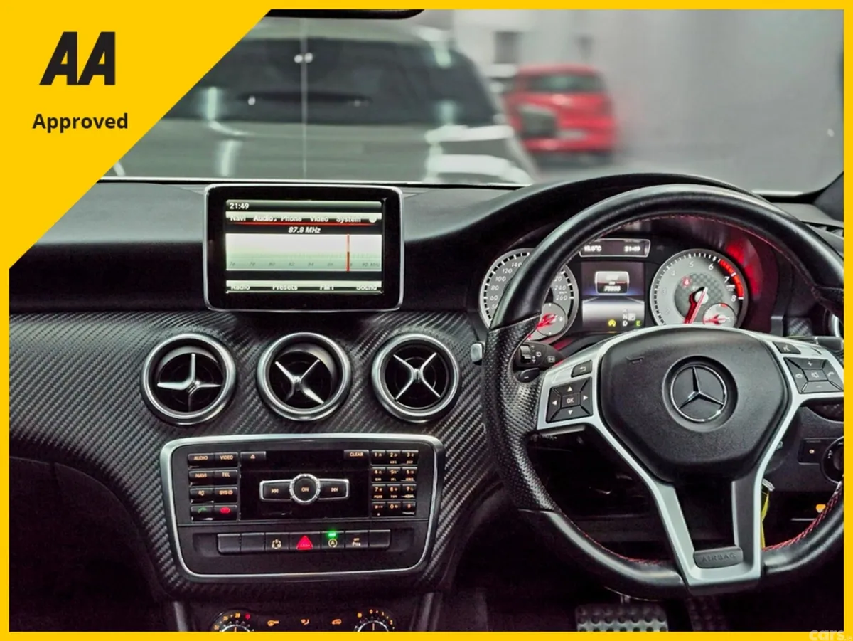 Mercedes-Benz A-Class Hatchback, Petrol, 2015, White