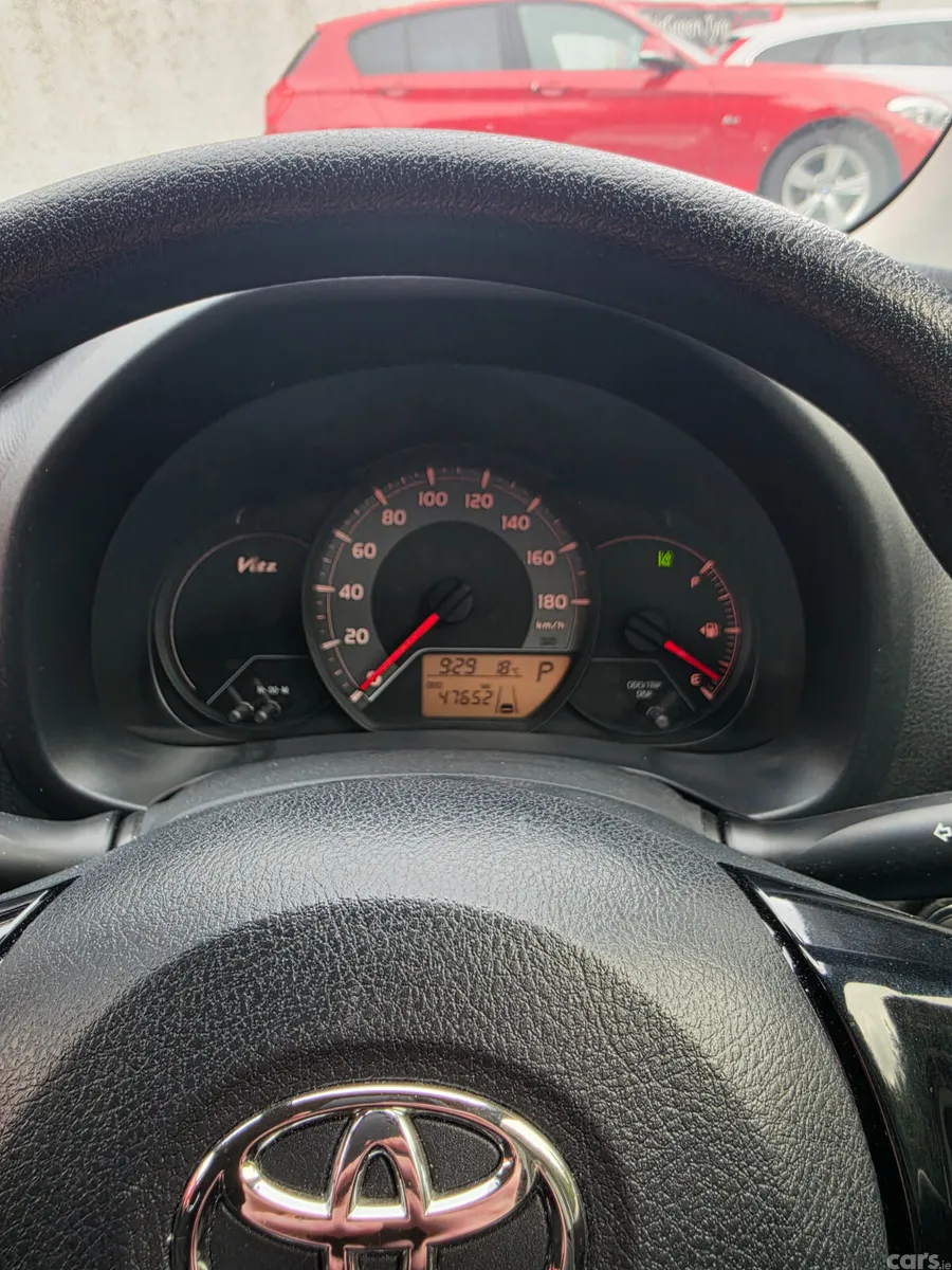 Toyota Vitz Hatchback, Petrol, 2018, Silver