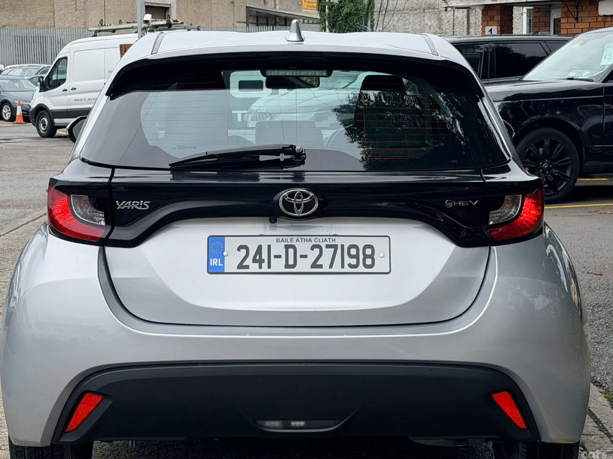 Toyota Yaris Hatchback, Petrol Hybrid, 2024, Grey