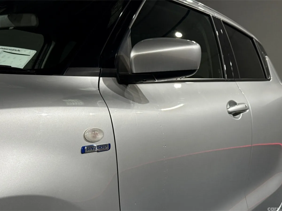 Suzuki Swift Hatchback, Petrol Hybrid, 2022, Silver
