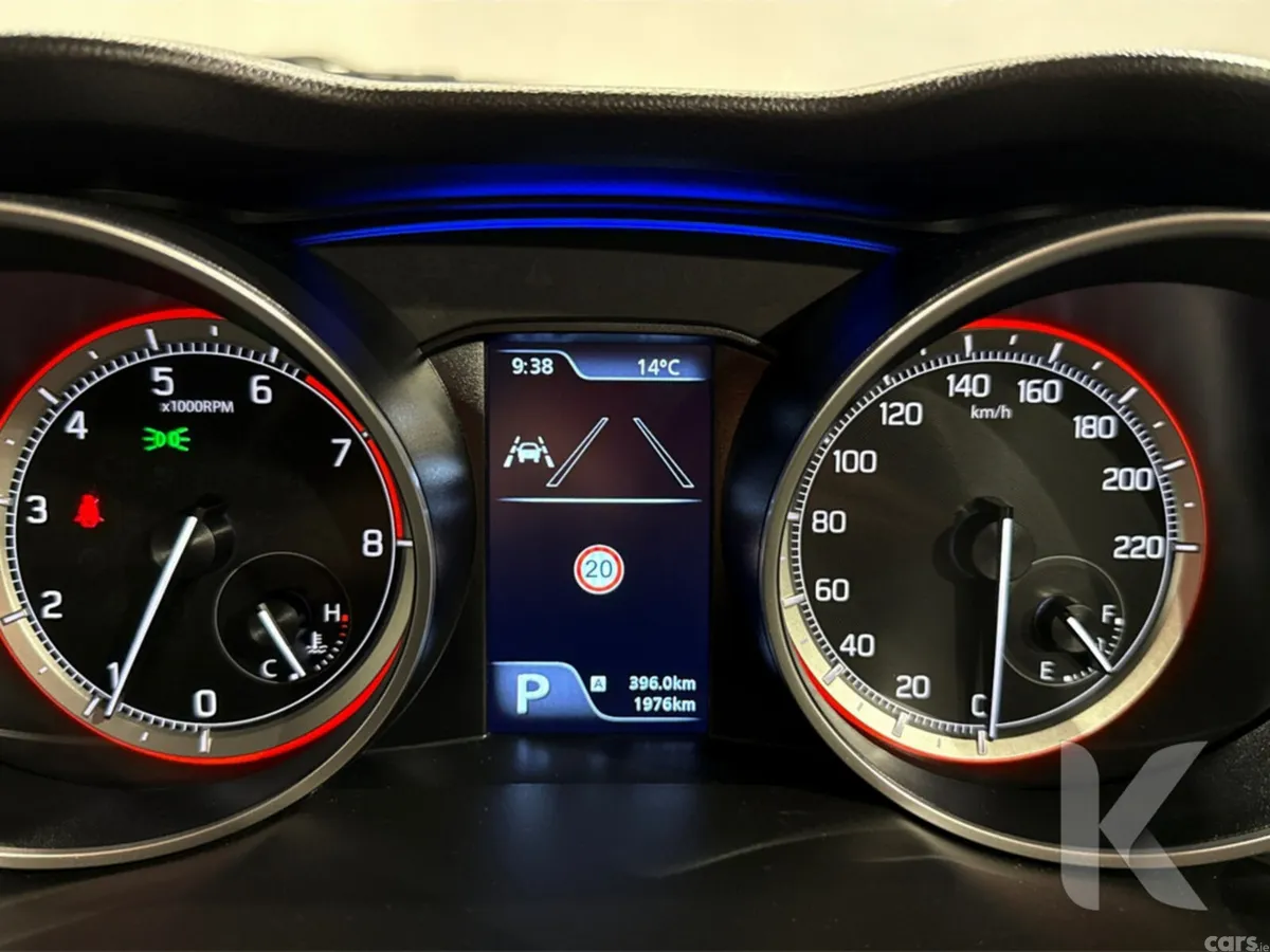 Suzuki Swift Hatchback, Petrol Hybrid, 2022, Silver