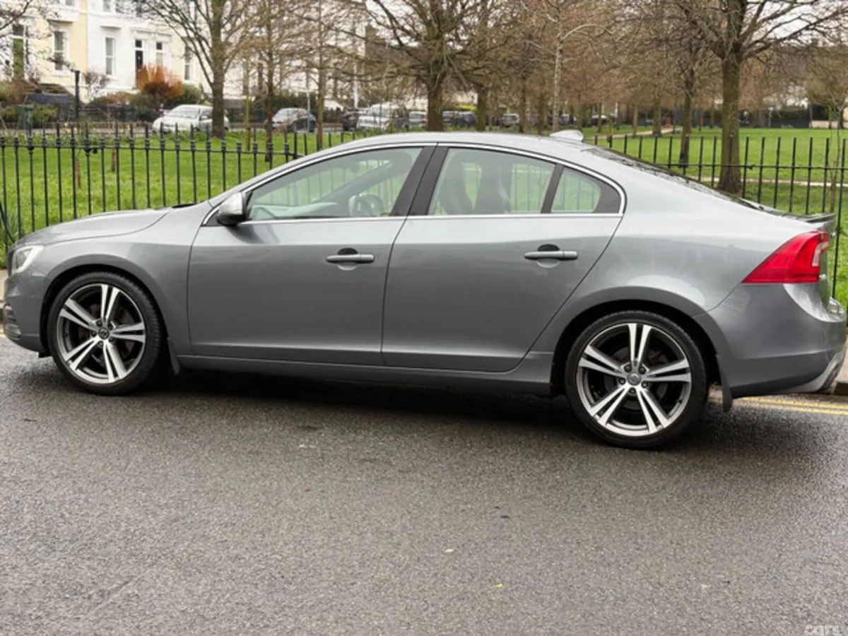 Volvo S60 Saloon, Diesel, 2015, Grey