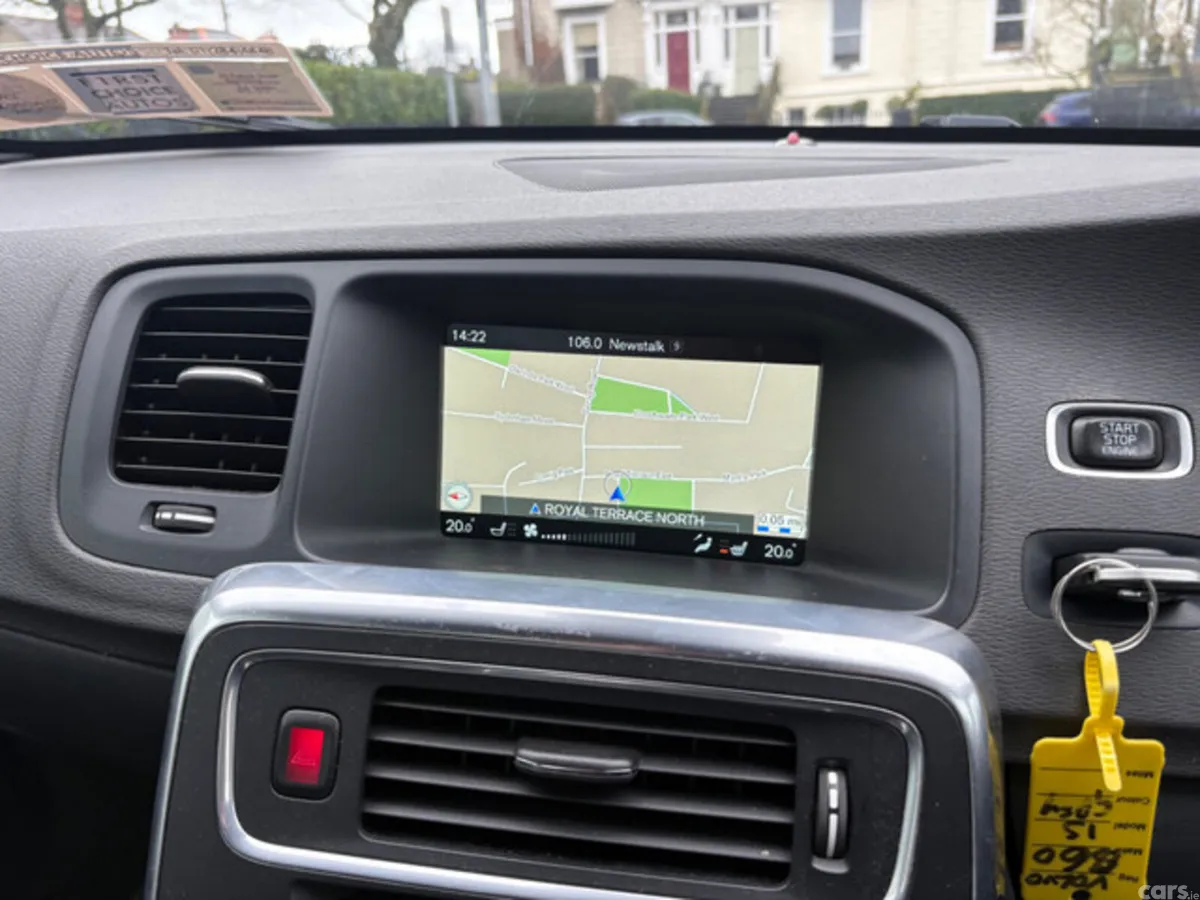 Volvo S60 Saloon, Diesel, 2015, Grey