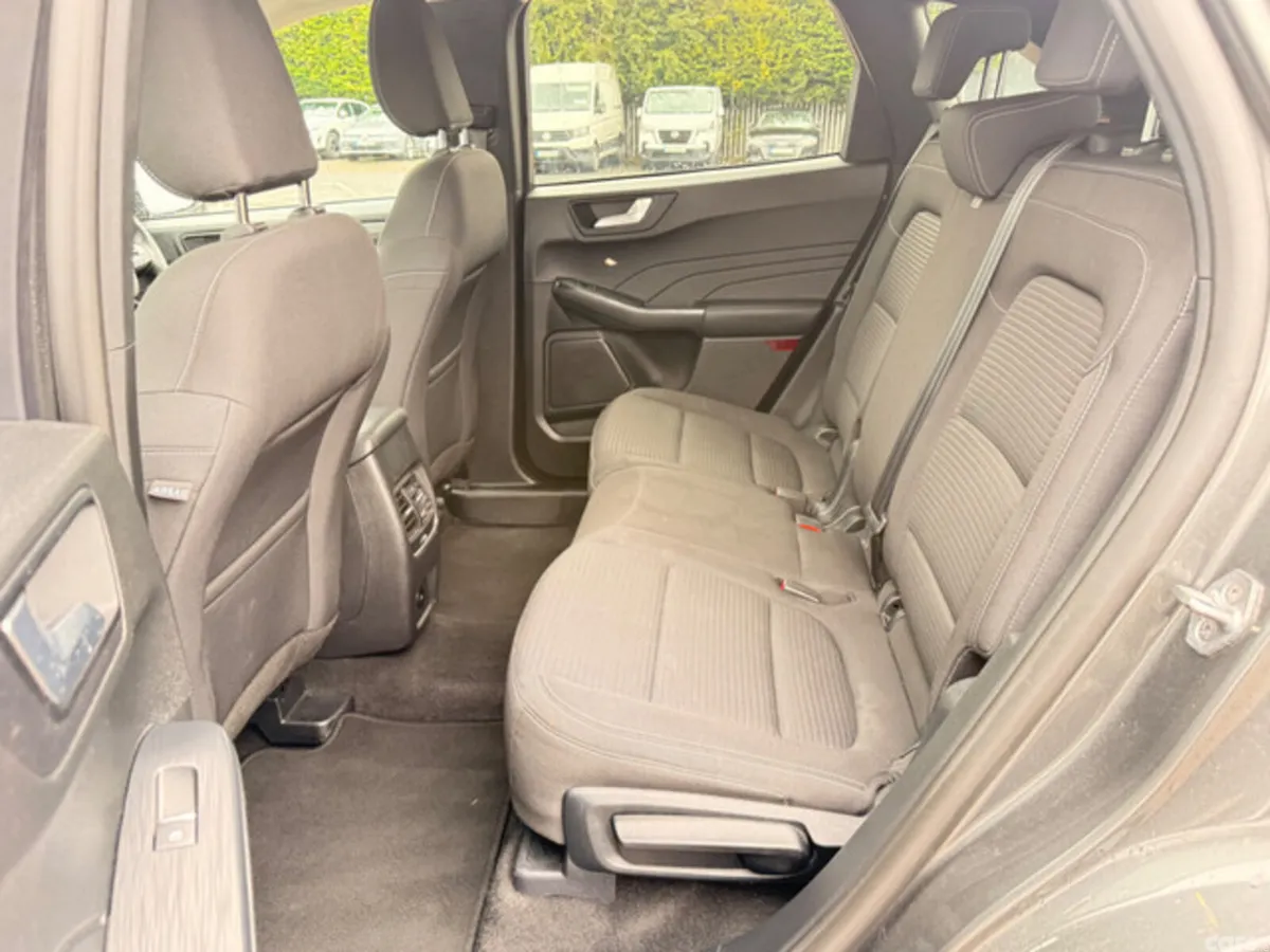Ford Kuga MPV, Petrol Plug-in Hybrid, 2023, Grey