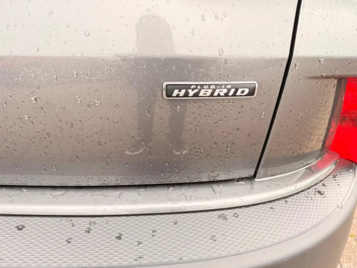 Ford Kuga MPV, Petrol Plug-in Hybrid, 2023, Grey