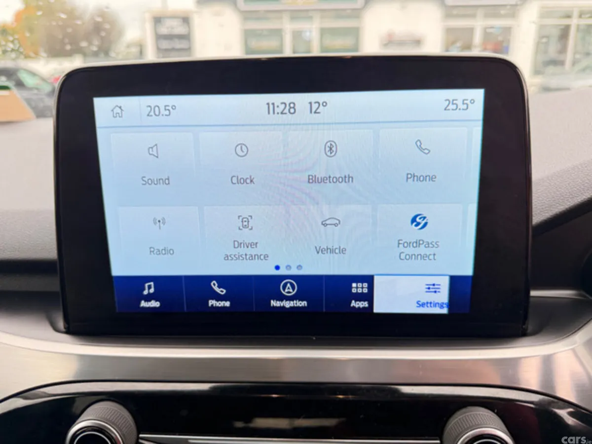 Ford Kuga MPV, Petrol Plug-in Hybrid, 2023, Grey