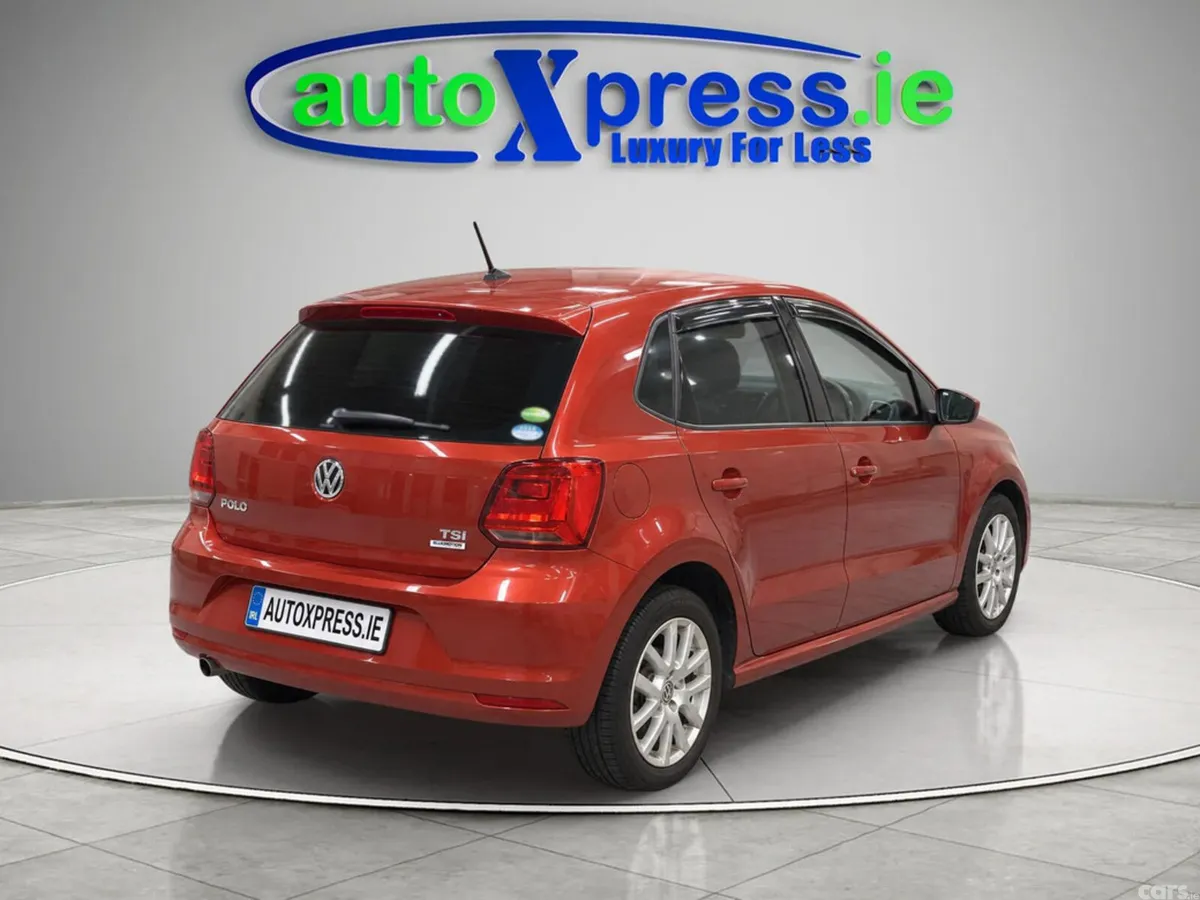 Volkswagen Polo Hatchback, Petrol, 2015, Red