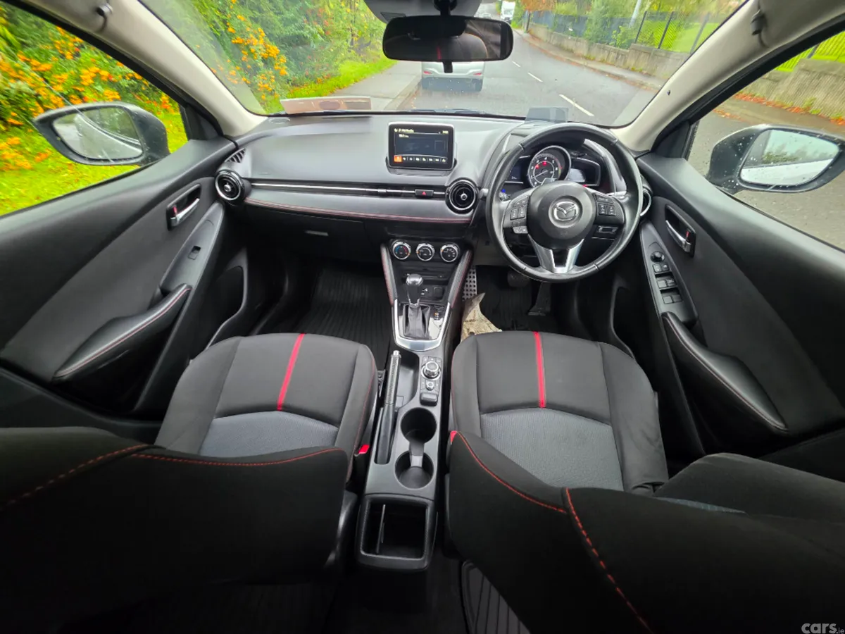 Mazda Mazda2 Hatchback, Diesel, 2015, Silver