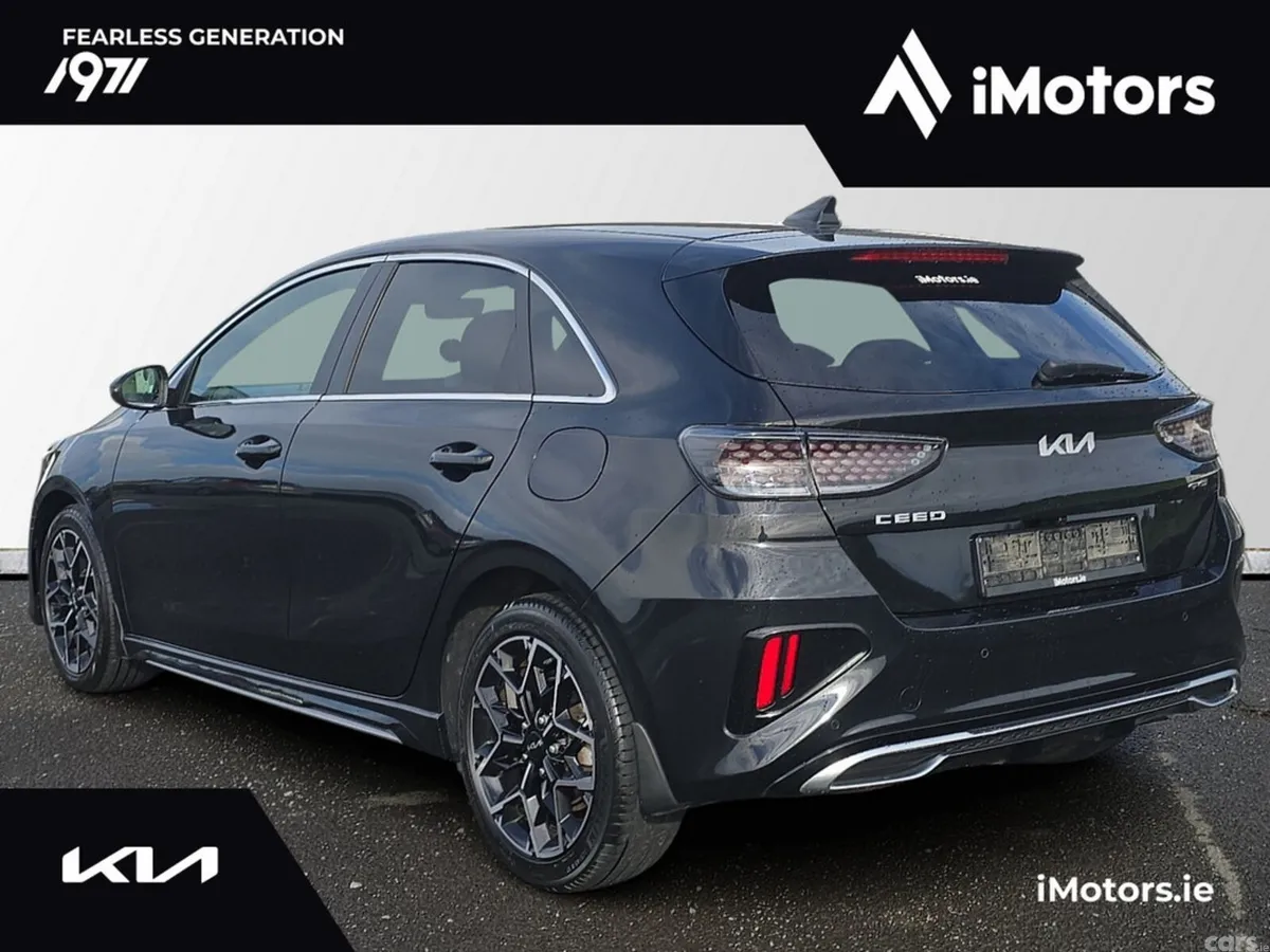 Kia Ceed Hatchback, Diesel Hybrid, 2023, Black