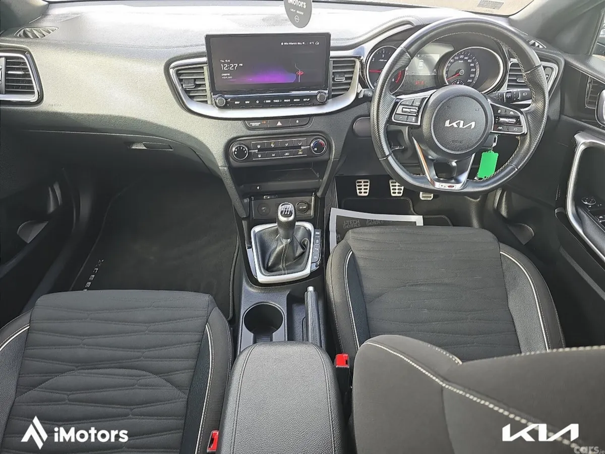 Kia Ceed Hatchback, Diesel Hybrid, 2023, Black