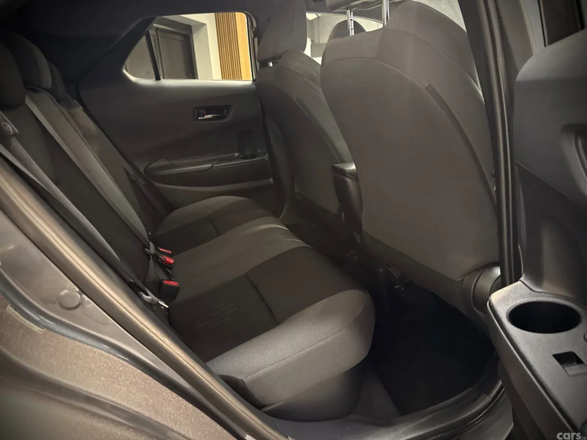 Toyota C-HR Hatchback, Petrol Hybrid, 2024, Grey