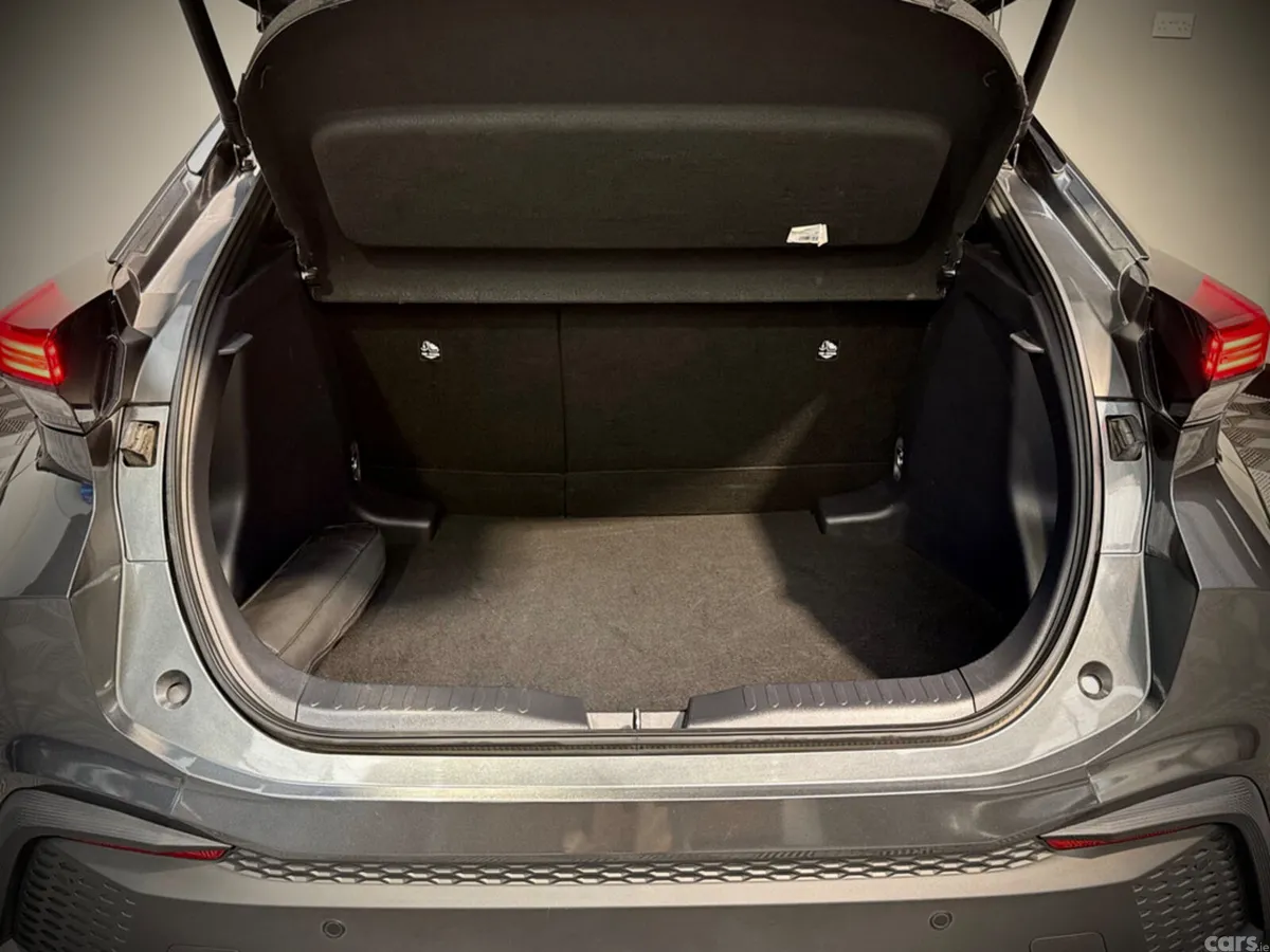 Toyota C-HR Hatchback, Petrol Hybrid, 2024, Grey