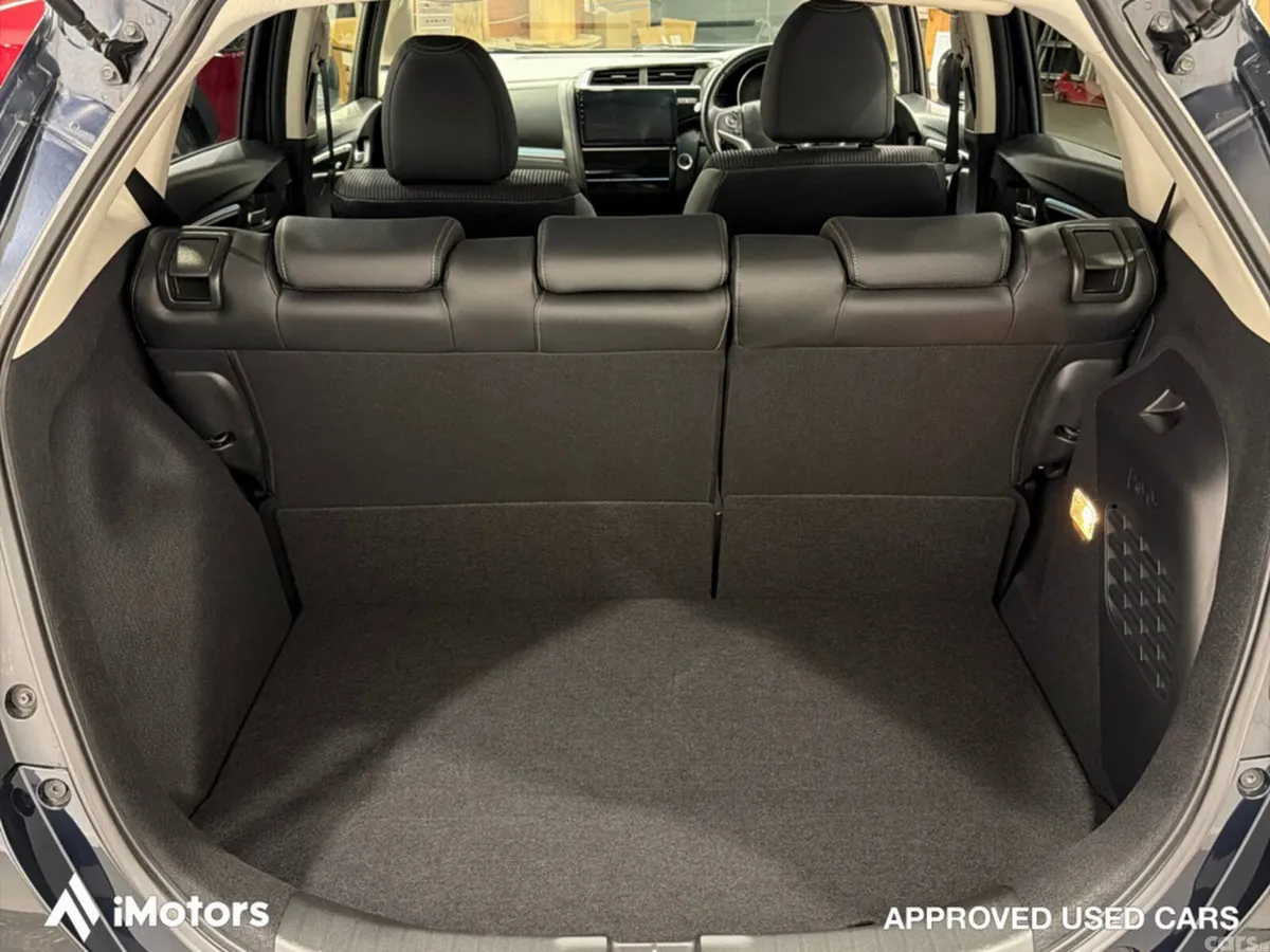 Honda Fit Hatchback, Petrol Hybrid, 2019, Blue
