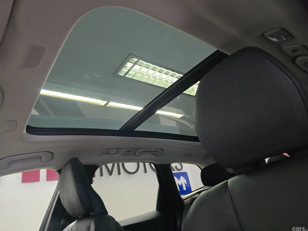 Volvo XC60 SUV, Petrol Plug-in Hybrid, 2023, Grey