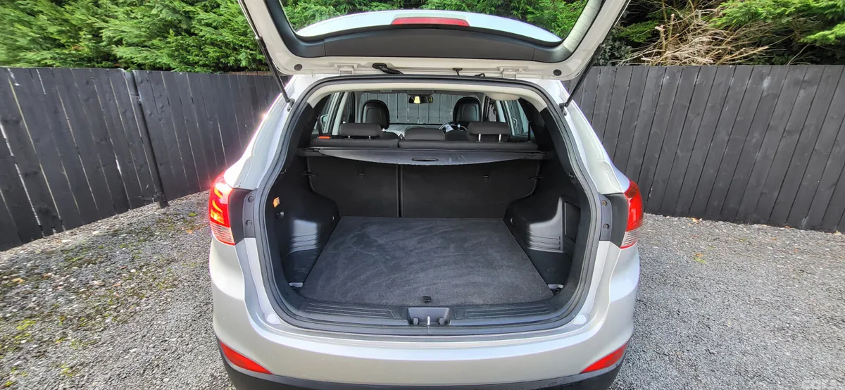 Hyundai ix35 SUV, Diesel, 2011, Silver