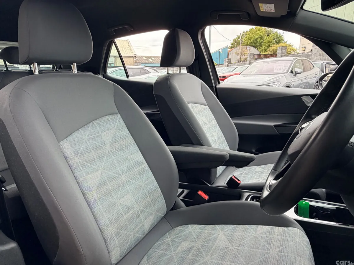 Volkswagen ID.3 Estate, Electric, 2022, Grey