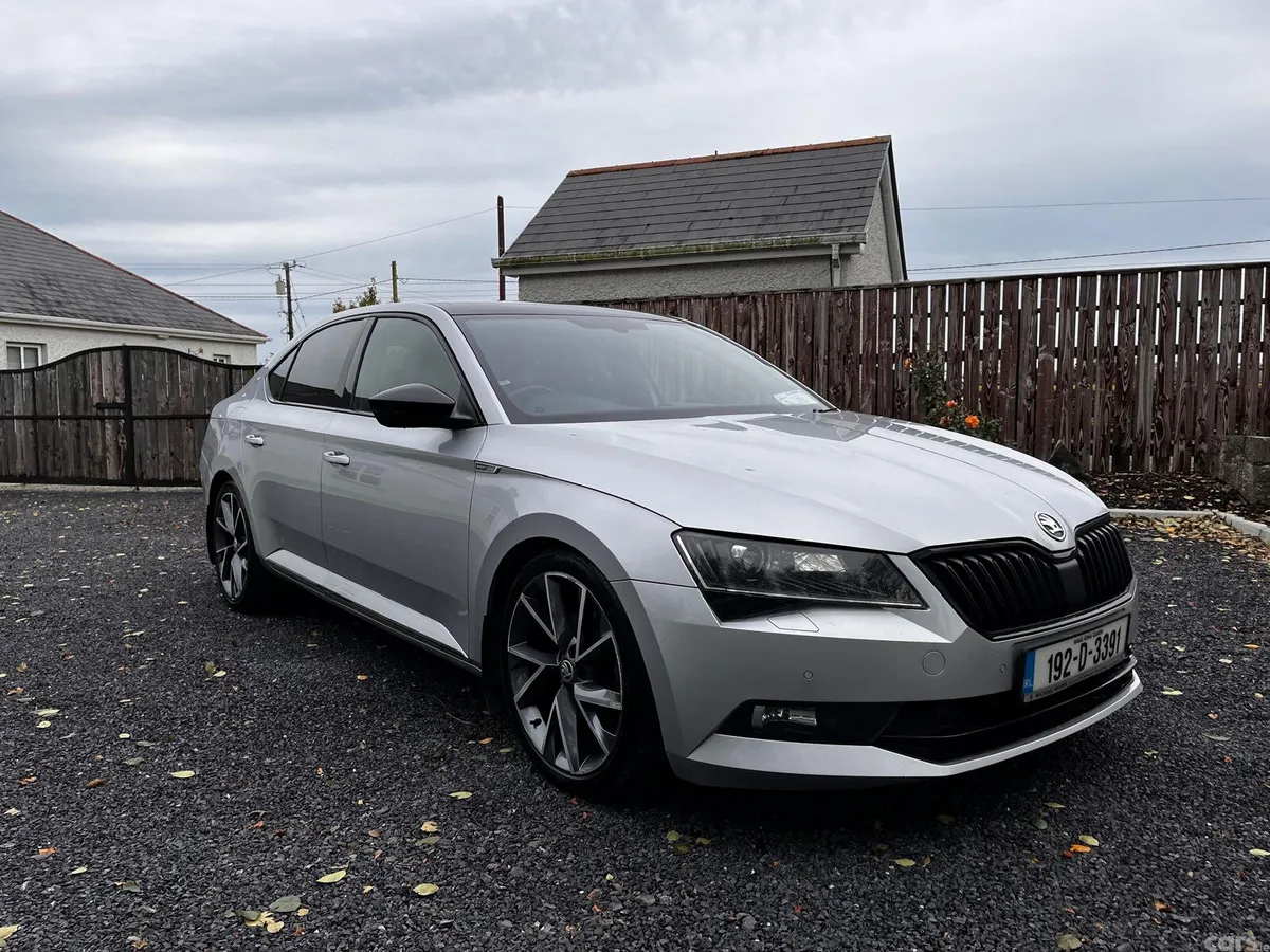 Skoda Superb Saloon, Diesel, 2019, Grey
