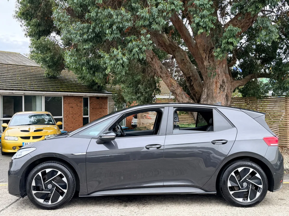 Volkswagen ID.3 Estate, Electric, 2022, Grey