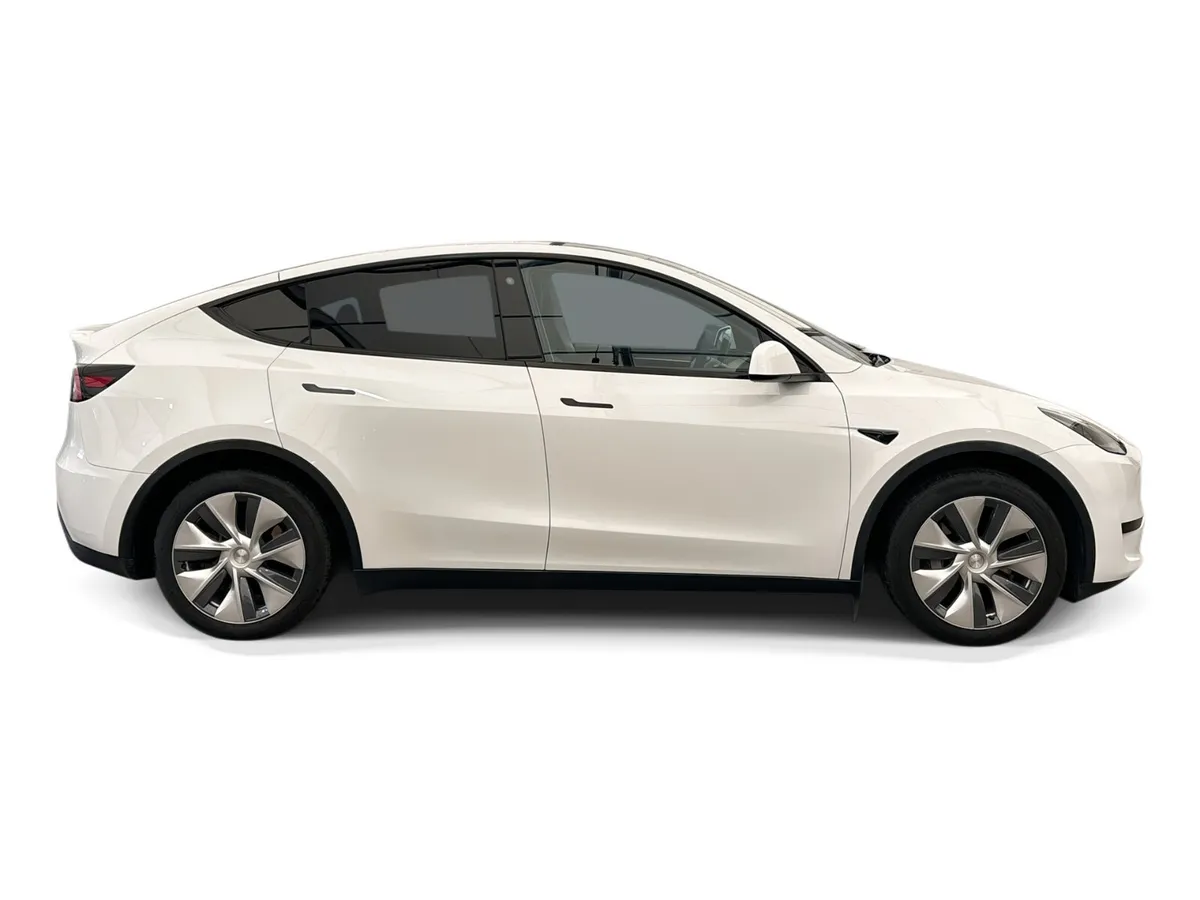 Tesla Model Y MPV, Electric, 2023, White