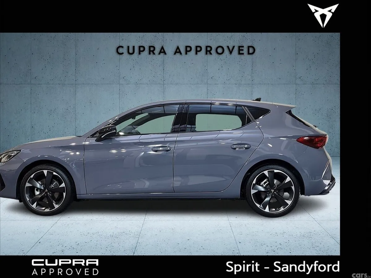 Cupra Leon Estate, Petrol, 2026, Grey