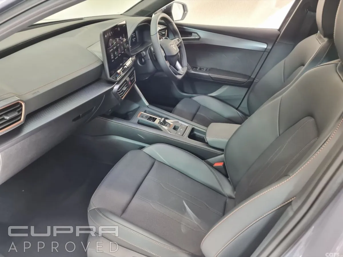 Cupra Leon Estate, Petrol, 2026, Grey