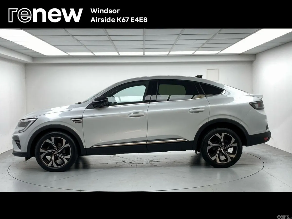 Renault Arkana Hatchback, Petrol Hybrid, 2025, White