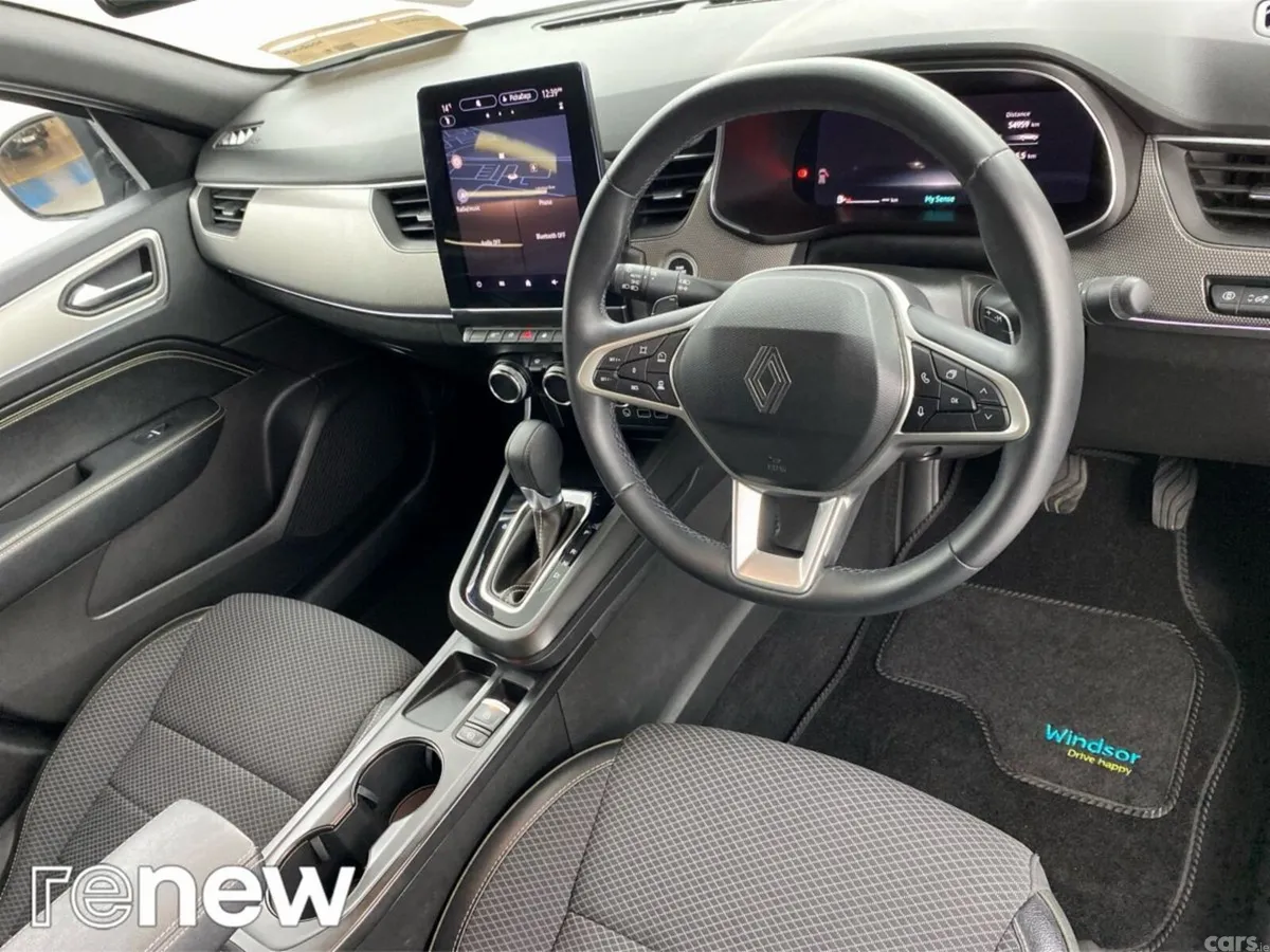 Renault Arkana Hatchback, Petrol, 2025, Grey