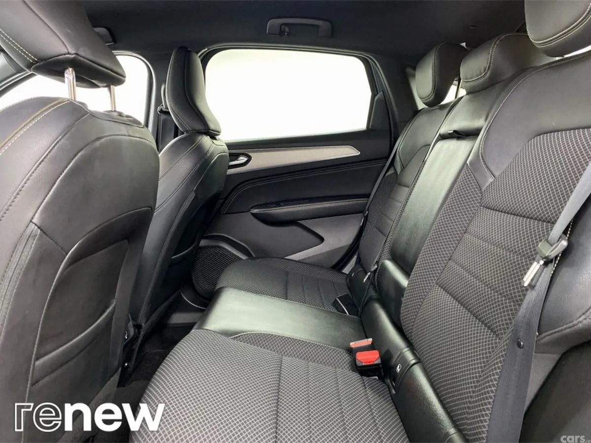 Renault Arkana Hatchback, Petrol, 2025, Grey