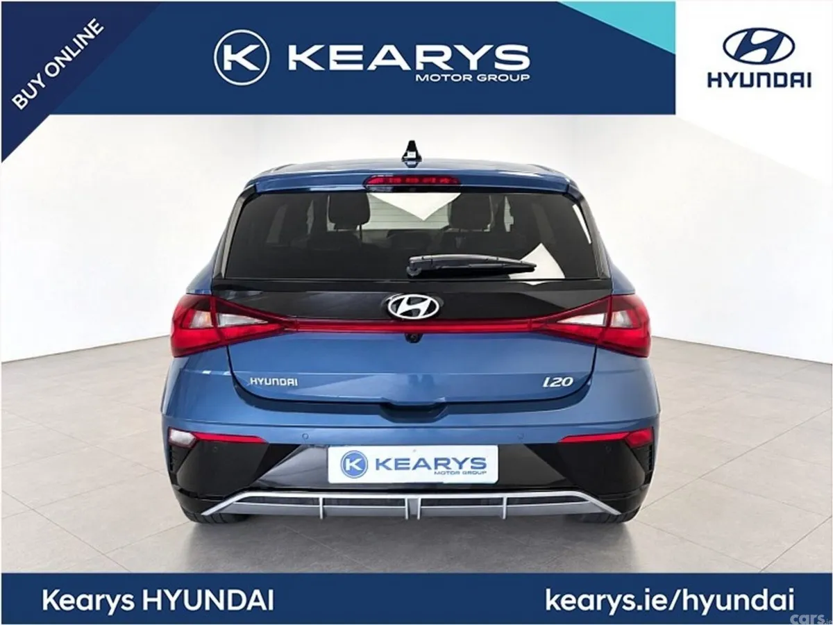 Hyundai i20 Hatchback, Petrol, 2027, Blue