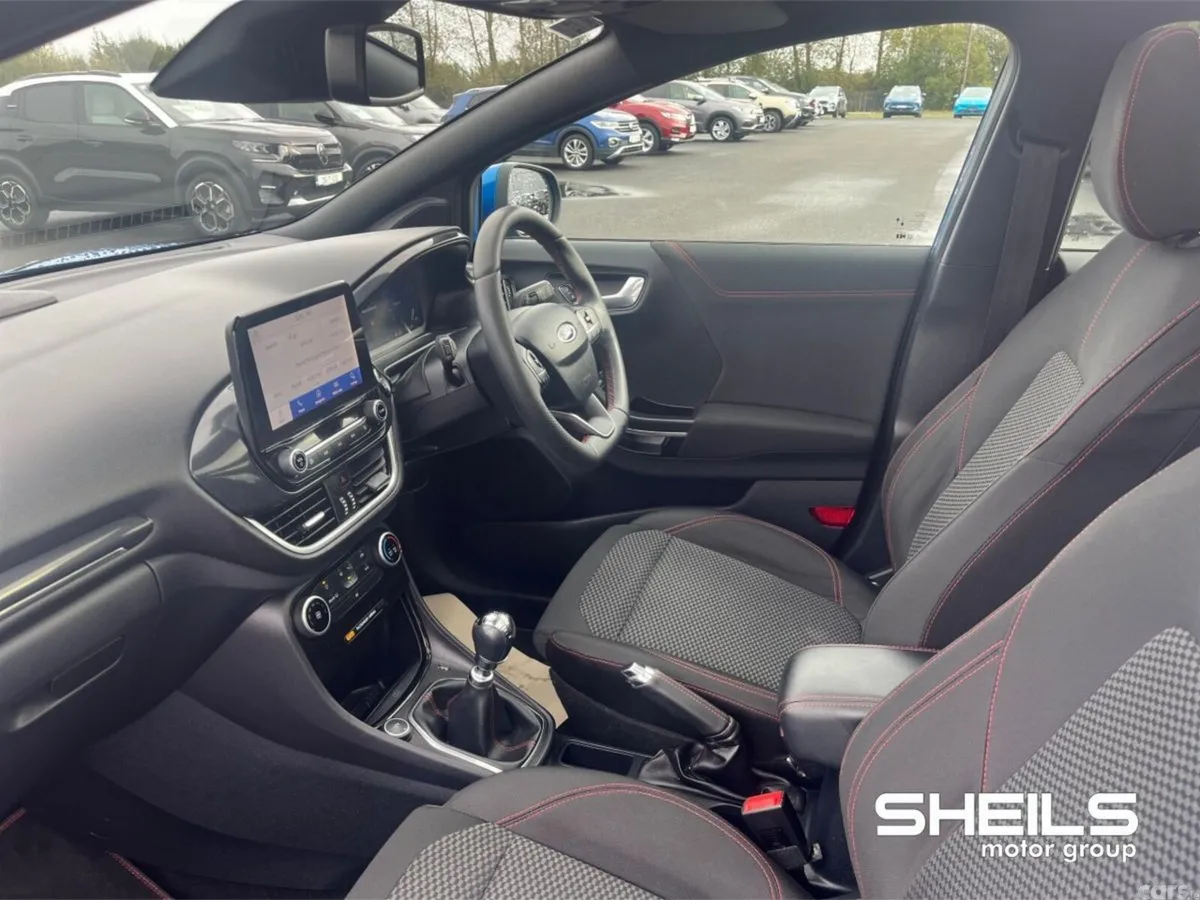 Ford Puma MPV, Petrol Hybrid, 2021, Blue
