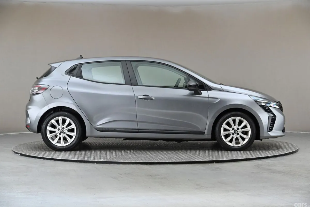 Renault Clio Hatchback, Petrol, 2024, Grey