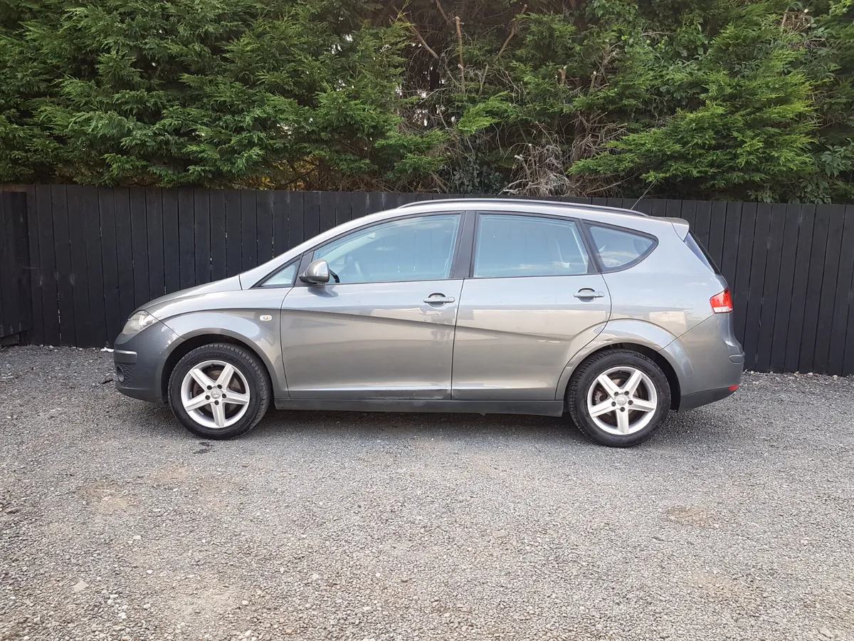 SEAT Altea MPV, Diesel, 2012, Grey