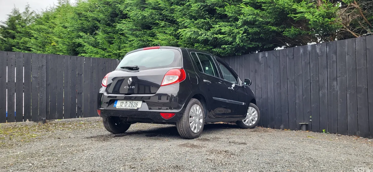 Renault Clio Hatchback, Petrol, 2012, Black