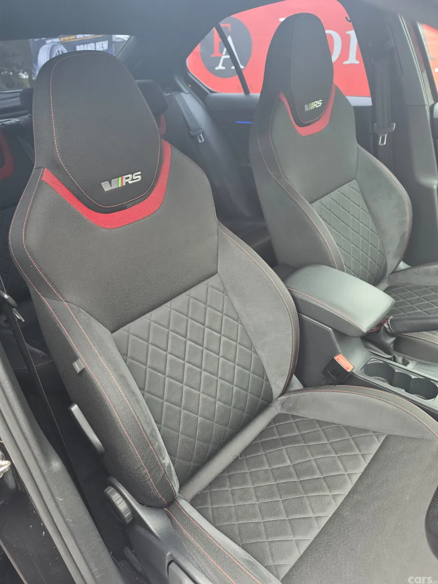 Skoda Octavia Saloon, Diesel, 2018, Black