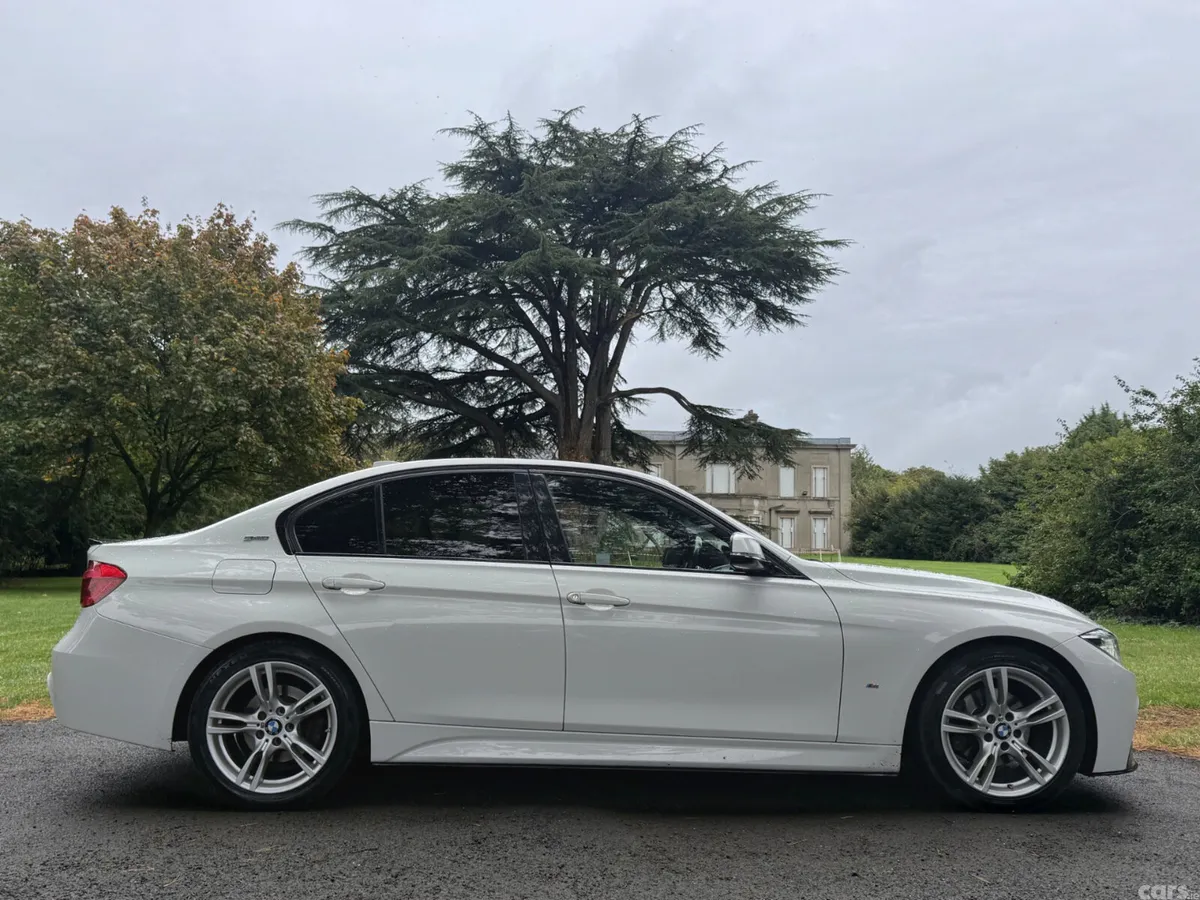 BMW 3-Series Saloon, Petrol Plug-in Hybrid, 2018, White