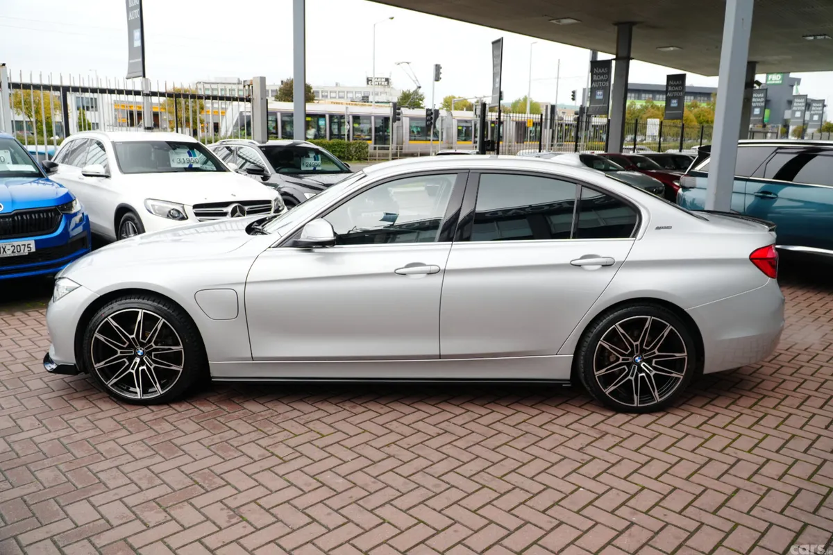 BMW 3-Series Saloon, Petrol Plug-in Hybrid, 2017, Grey