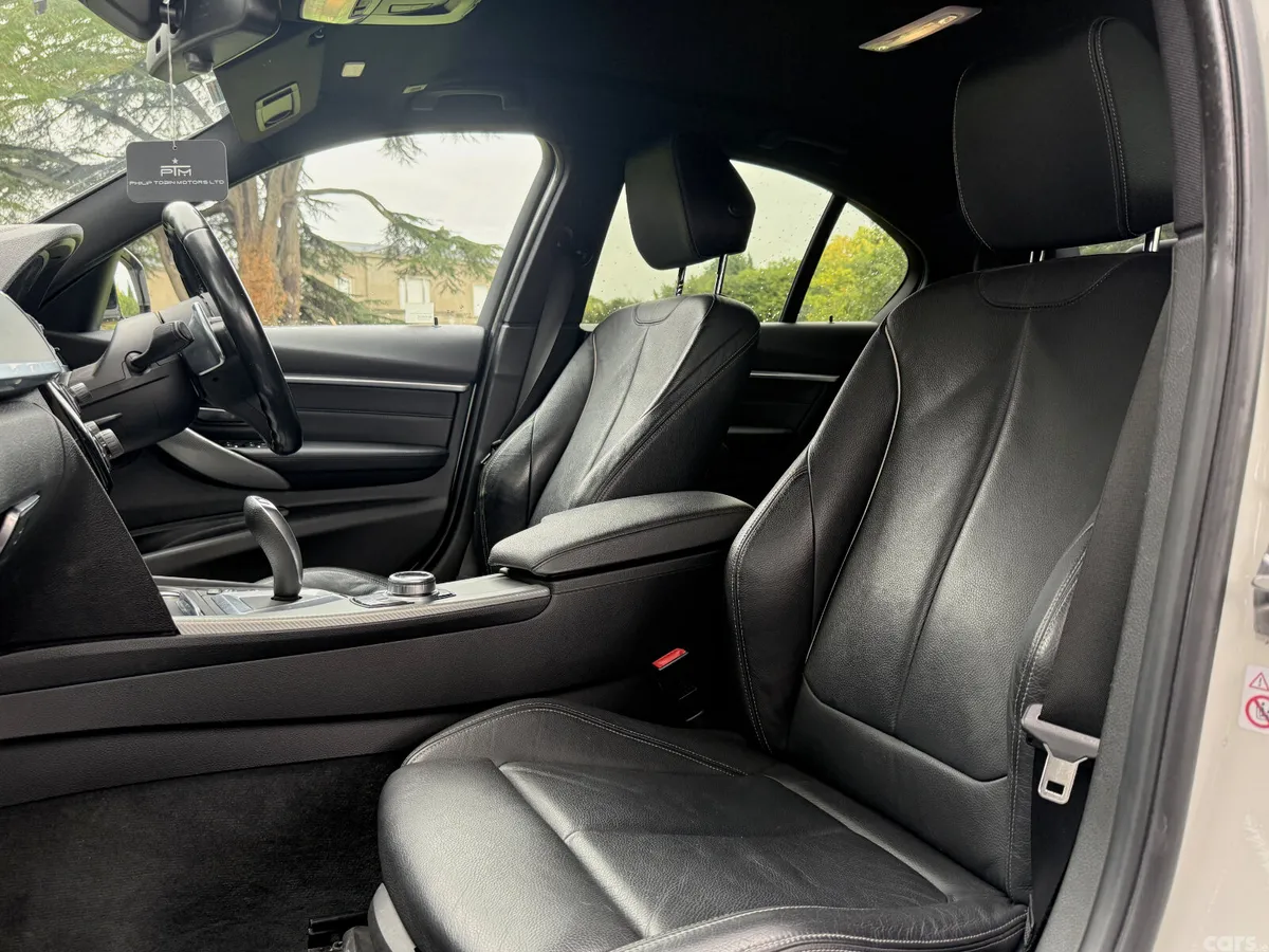 BMW 3-Series Saloon, Petrol Plug-in Hybrid, 2018, White