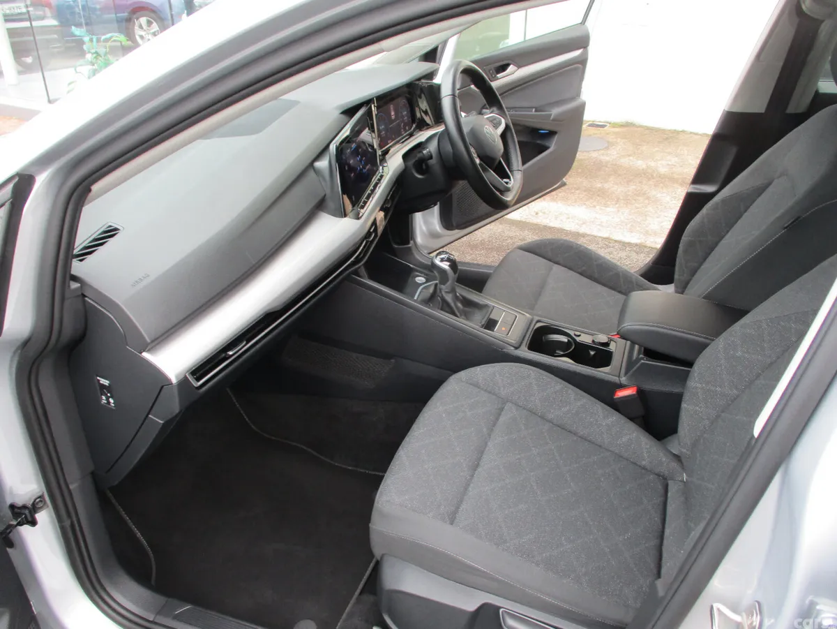 Volkswagen Golf Estate, Petrol, 2024, Grey