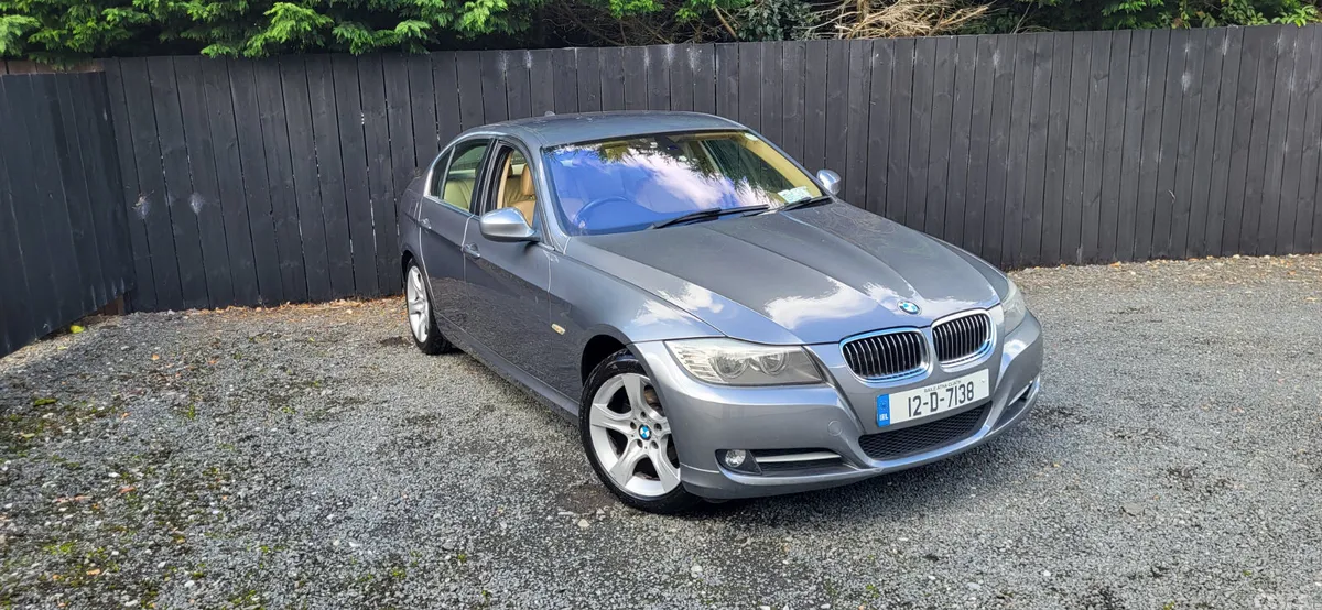 BMW 3-Series Saloon, Diesel, 2012, Grey