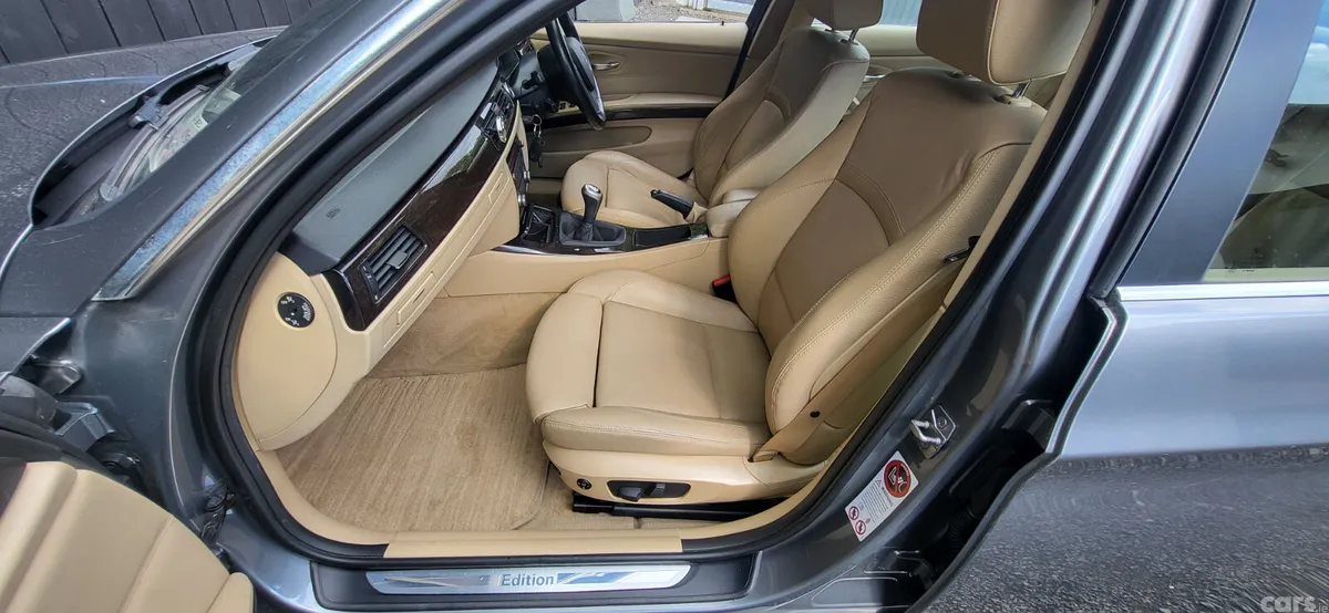 BMW 3-Series Saloon, Diesel, 2012, Grey
