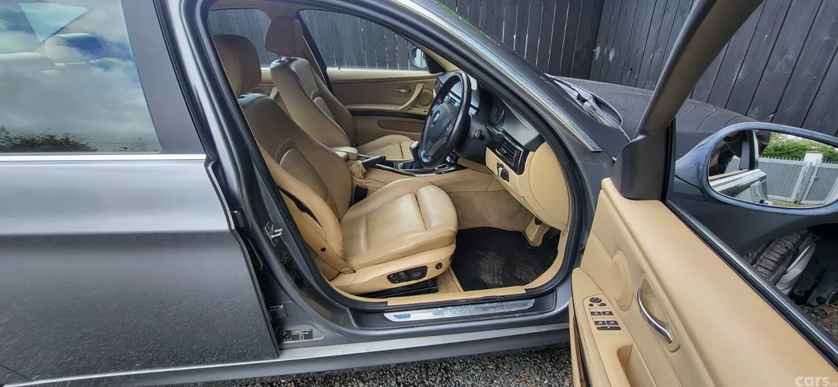 BMW 3-Series Saloon, Diesel, 2012, Grey