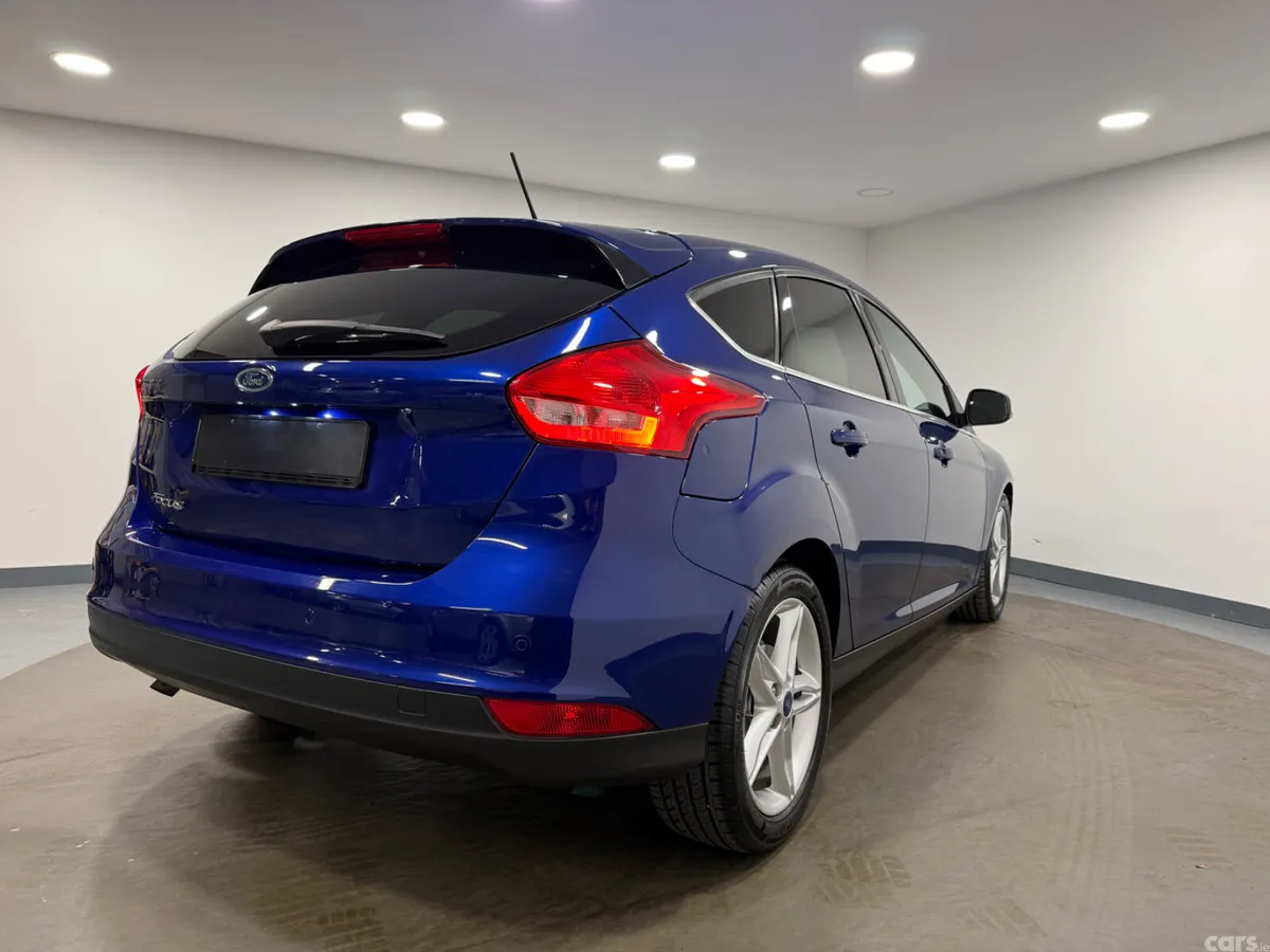 Ford Focus Hatchback, Diesel, 2017, Blue
