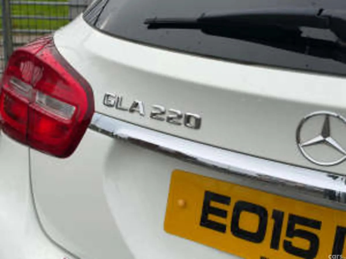 Mercedes-Benz GLA SUV, Diesel, 2015, White