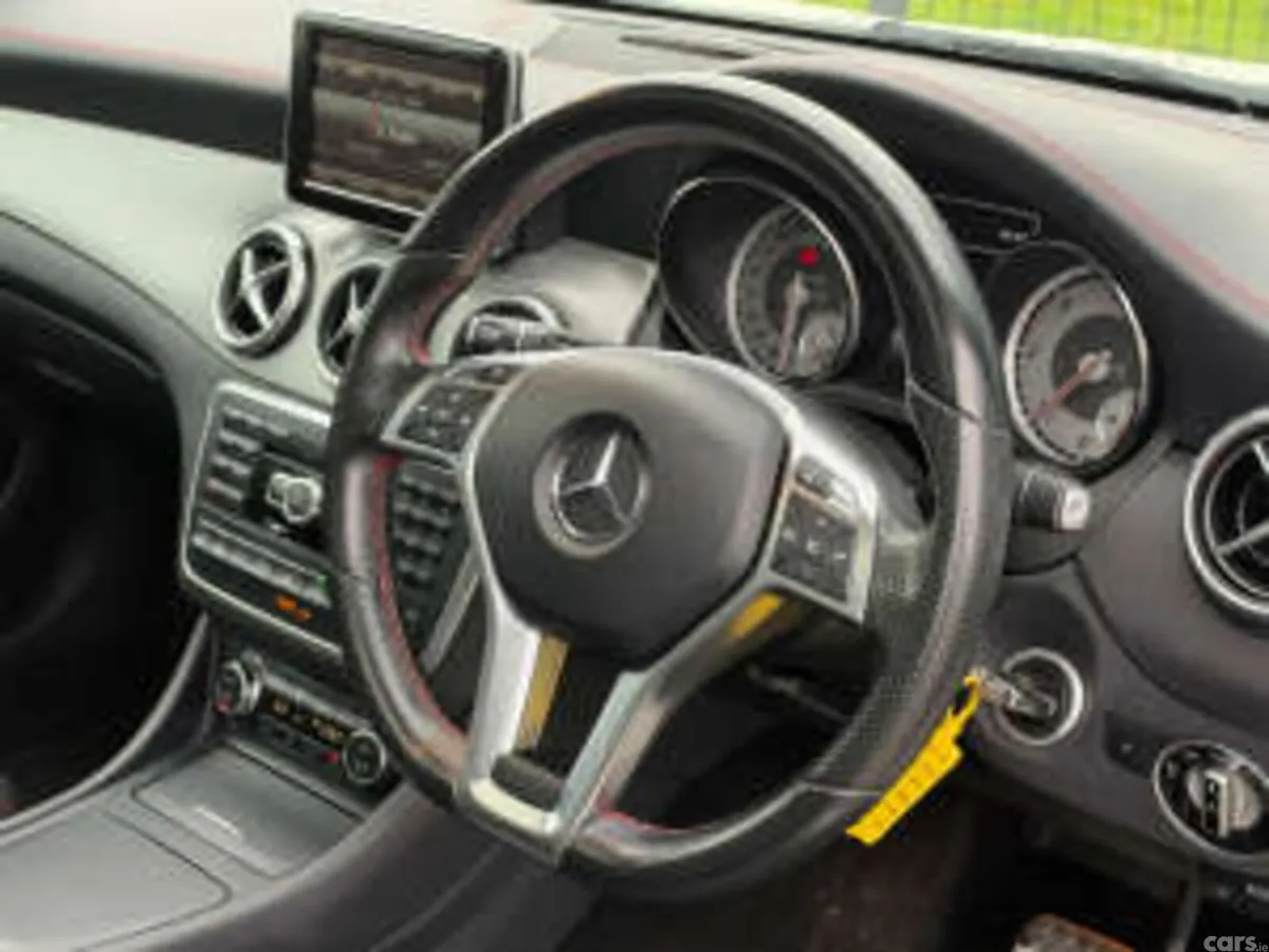 Mercedes-Benz GLA SUV, Diesel, 2015, White