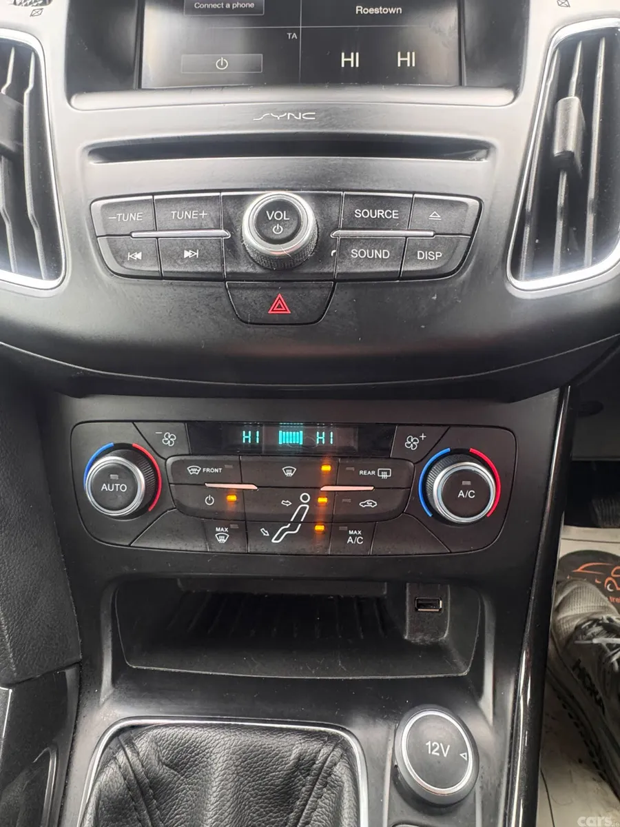 Ford Focus Hatchback, Diesel, 2016, Black