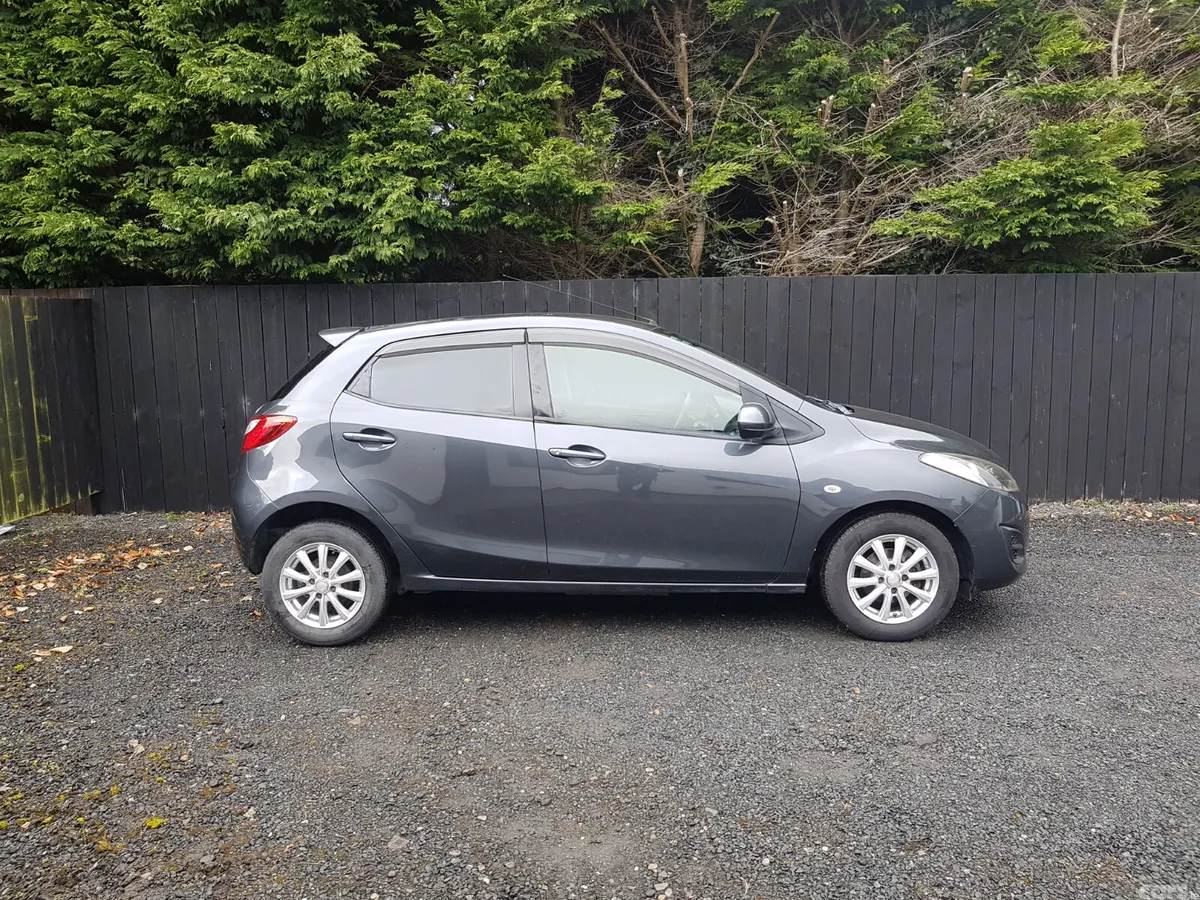 Mazda Demio MPV, Petrol, 2014, Grey