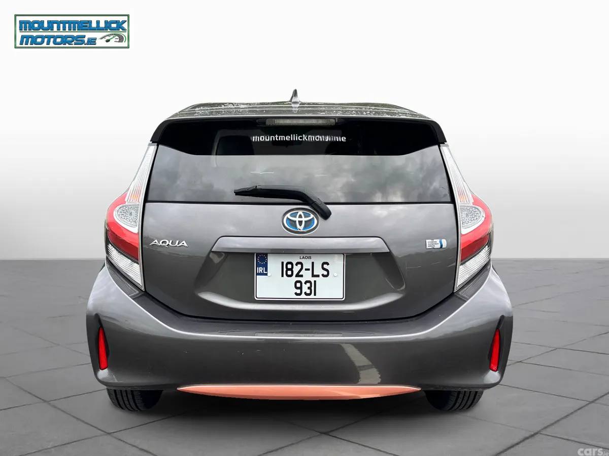Toyota Aqua Hatchback, Petrol Hybrid, 2018, Grey