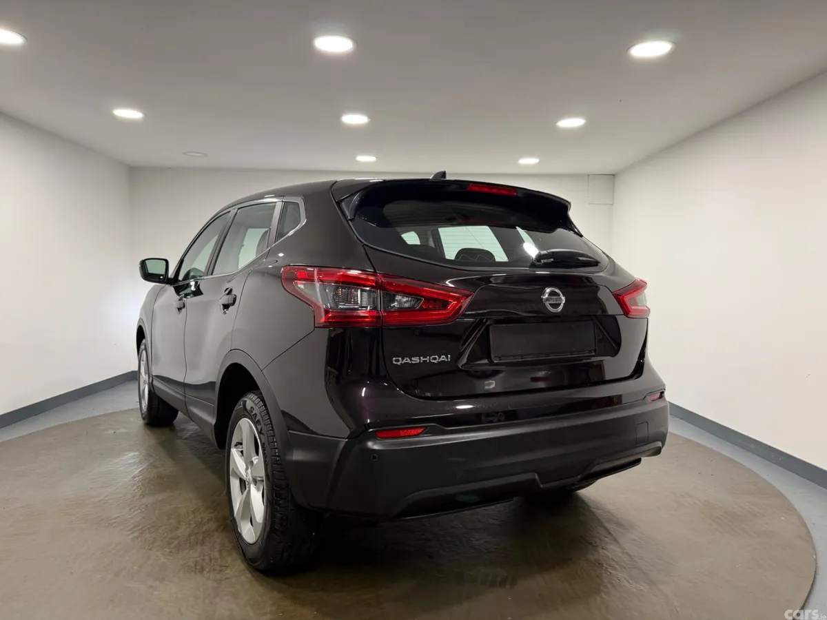 Nissan Qashqai SUV, Diesel, 2019, Black