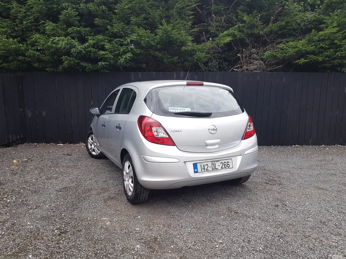 Opel Corsa Hatchback, Petrol, 2014, Silver